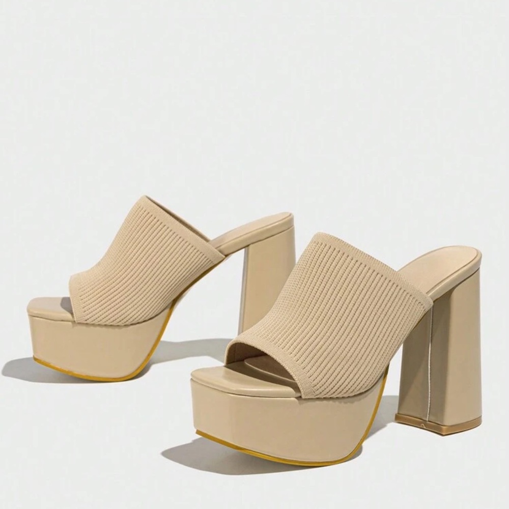 Platform Mules - Picture 4 of 6